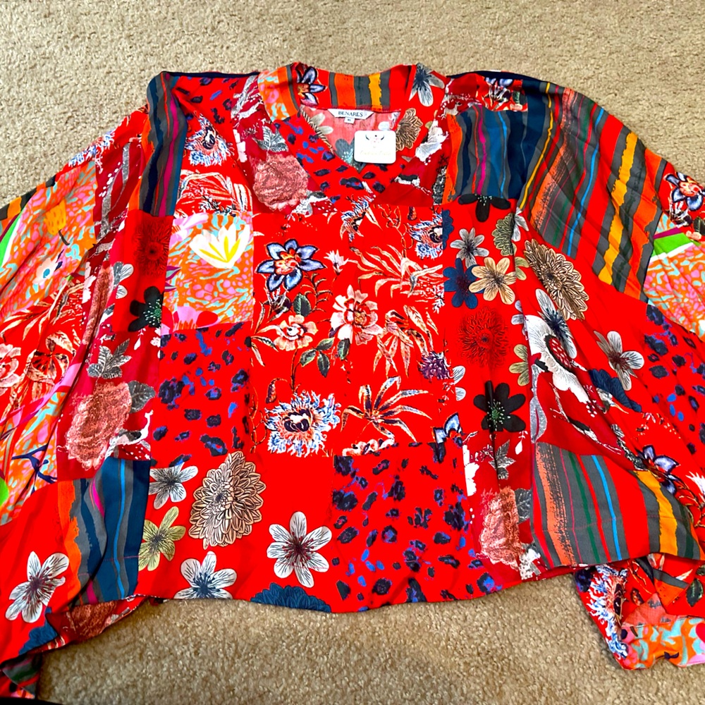 XL Benares boutique Top